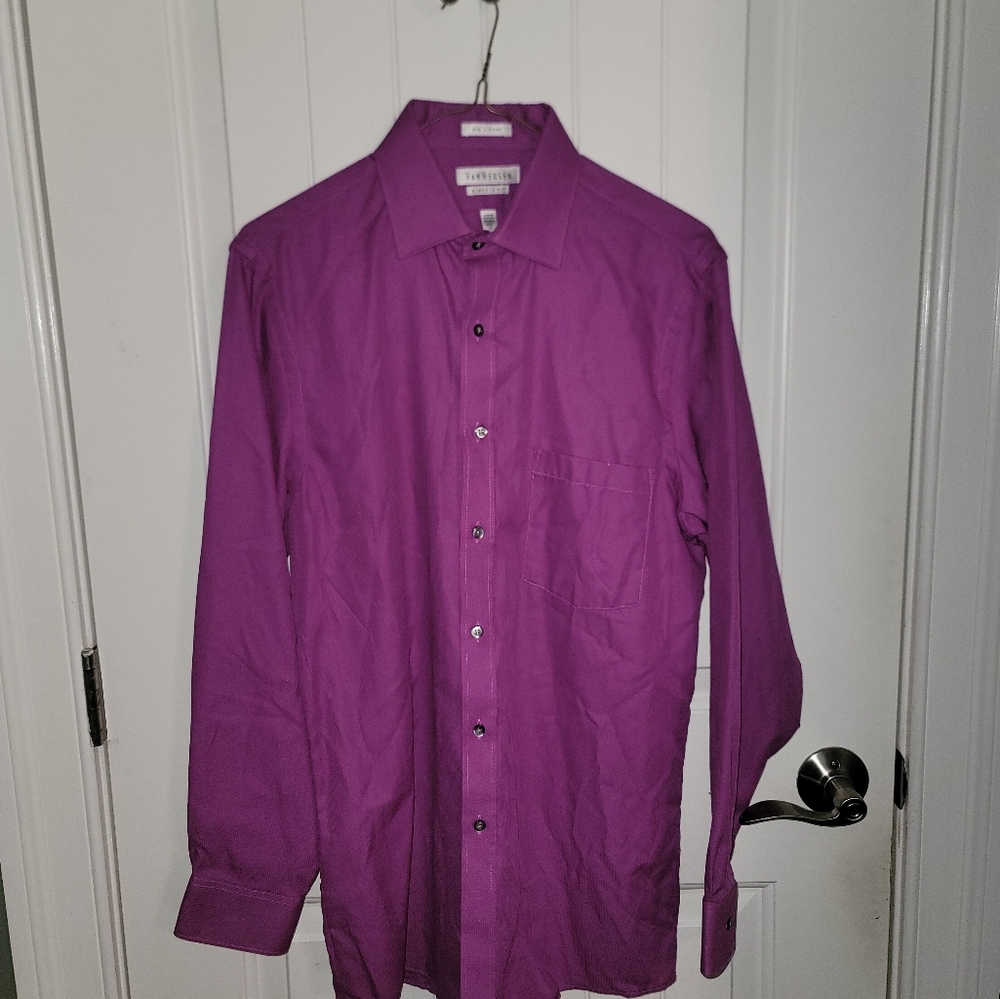 Van Heusen Classic Fit Button Down Dress Shirt Purple Pink 15 32/33